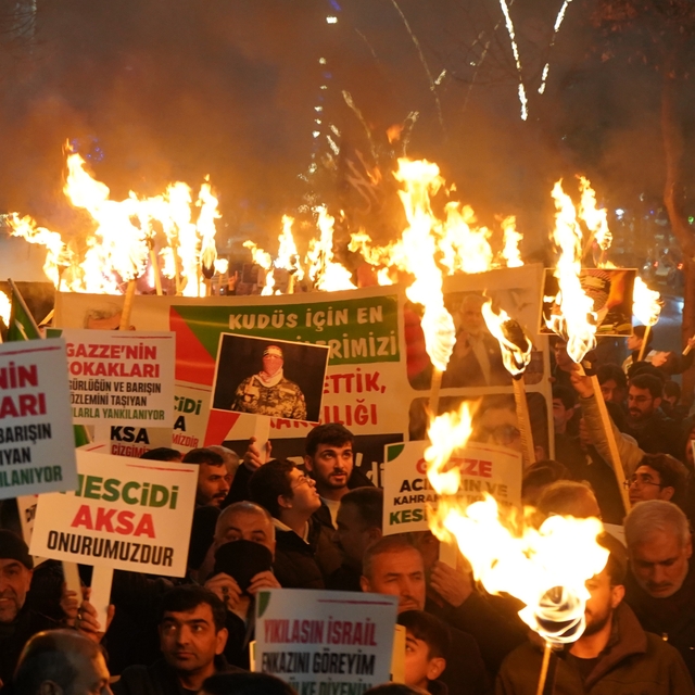 Batman'da Gazze için "meşaleli yürüyüş" yapıldı
