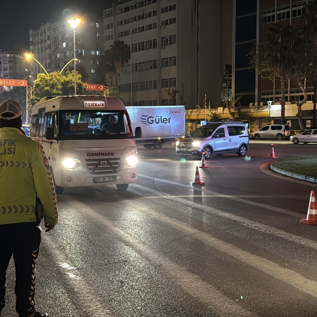 Adana'da dron destekli trafik denetimi yapıldı