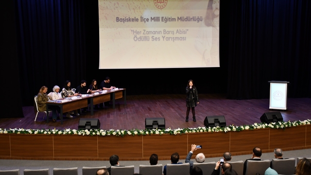 Kocaeli'de Barış Manço anısına ses yarışması düzenlendi
