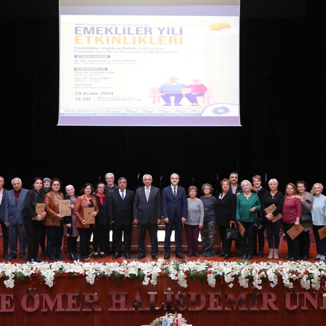 Niğde Ömer Halisdemir Üniversitesinde emekliler yılı etkinliği düzenlendi