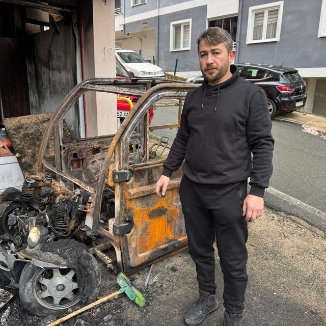 İş yeri yanan esnaf: İçeride olsam ben de yanardım