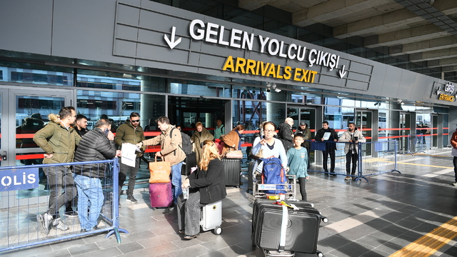 Polonyalı 189 turist, charter uçuşu ile Erciyes'e geldi