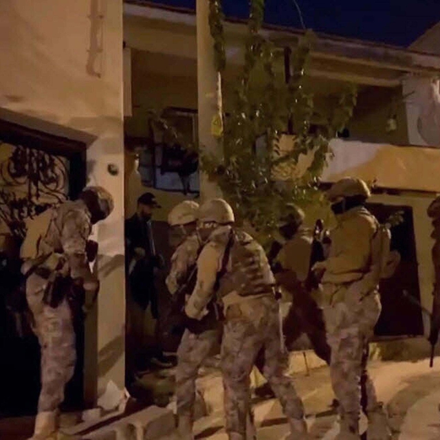 İzmir'de DEAŞ operasyonu: 16 gözaltı