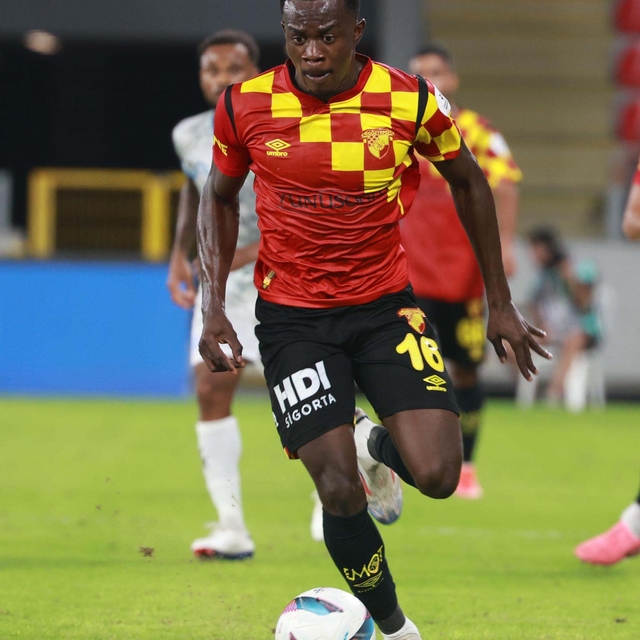 Süper Lig'in en hırçını Göztepeli Dennis