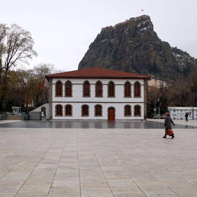 Okulların tatil edildiği Afyonkarahisar'da beklenen kar yağışı olmadı