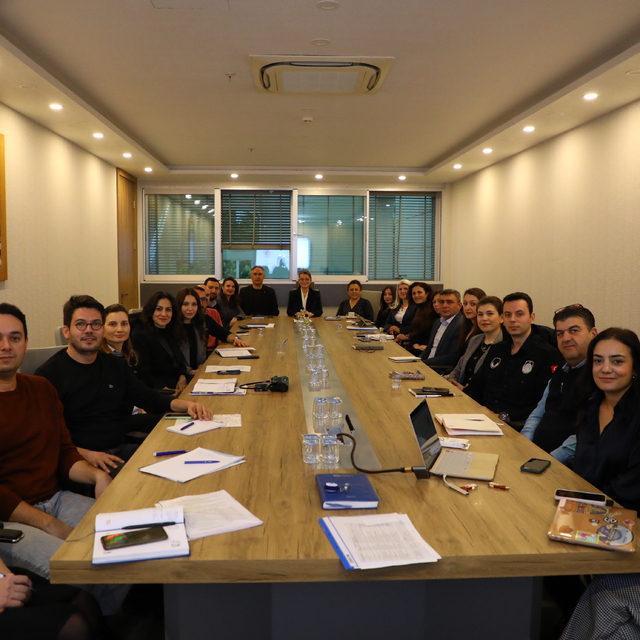 Antalya'da "Sakin Mahalle" için pilot bölge seçilen Yeşilbayır'da çalışmala...