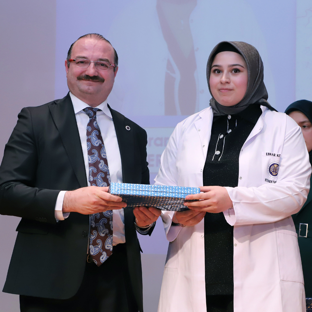 Erzurum'da 119 veteriner hekim adayı beyaz önlük giydi