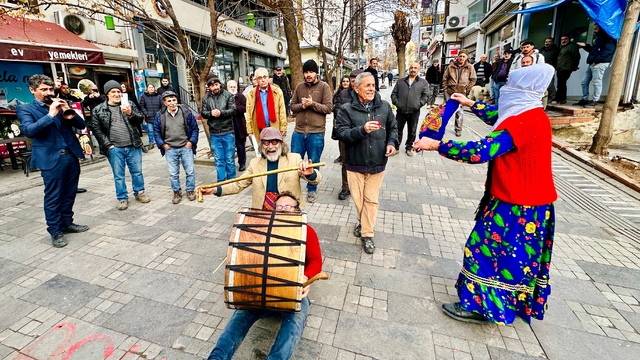 Tunceli'de yeni yıl, yüzyıllardır süren 'Gağan' geleneğiyle kutlandı