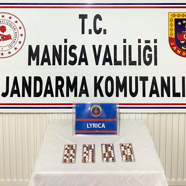 Salihli'de sentetik eczayla yakalanan 2 şüpheli tutuklandı