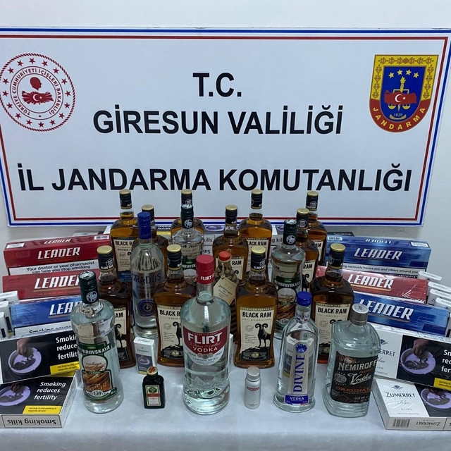 Giresun'da kaçak alkol ve sigara operasyonu