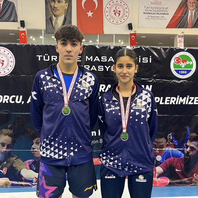 Kocasinan Belediyesi Spor Kulübünün masa tenisi sporcuları Türkiye ikincisi...