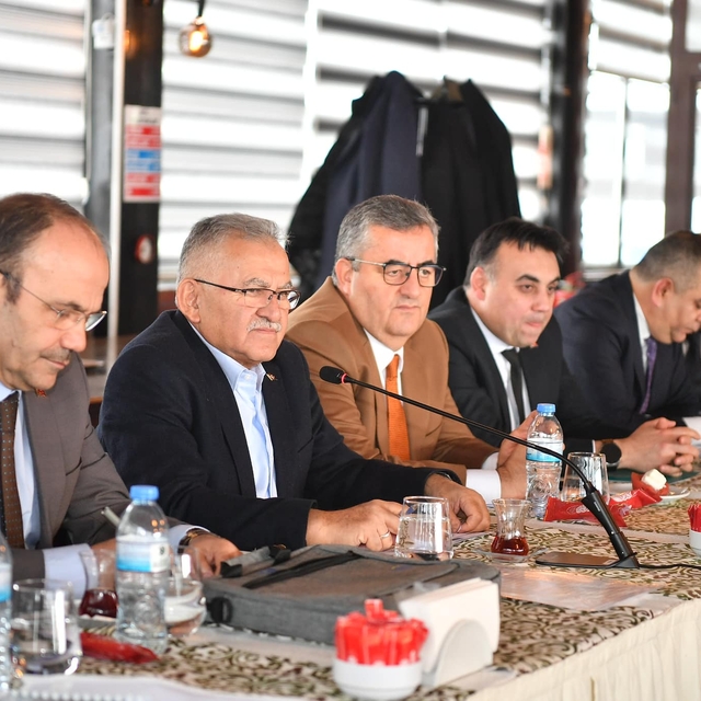 Başkan Büyükkılıç, ekibiyle 2025 yılı yatırımlarını planladı