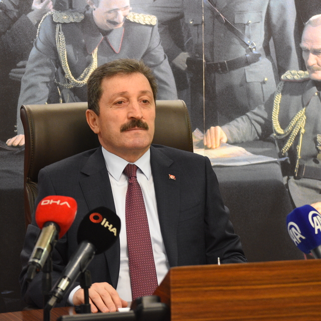 Samsun Valisi Tavlı, 2024'te kentte yürütülen asayiş çalışmalarını değerlen...