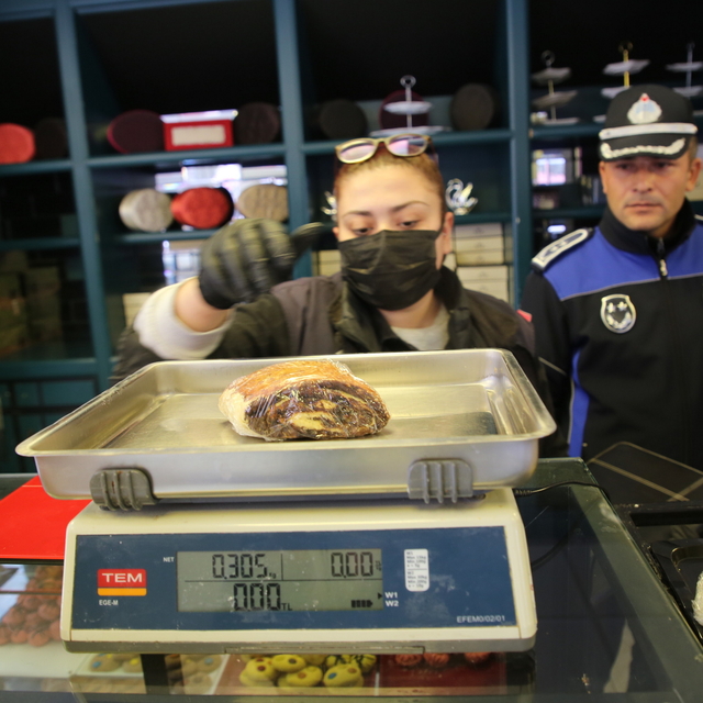 Çankırı Belediyesi zabıta ekipleri yılbaşı denetimi gerçekleştirdi