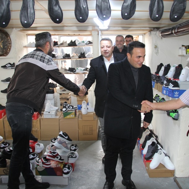 Yalıhüyük Kaymakamı Melikoğlu, esnaf ziyaretinde bulundu