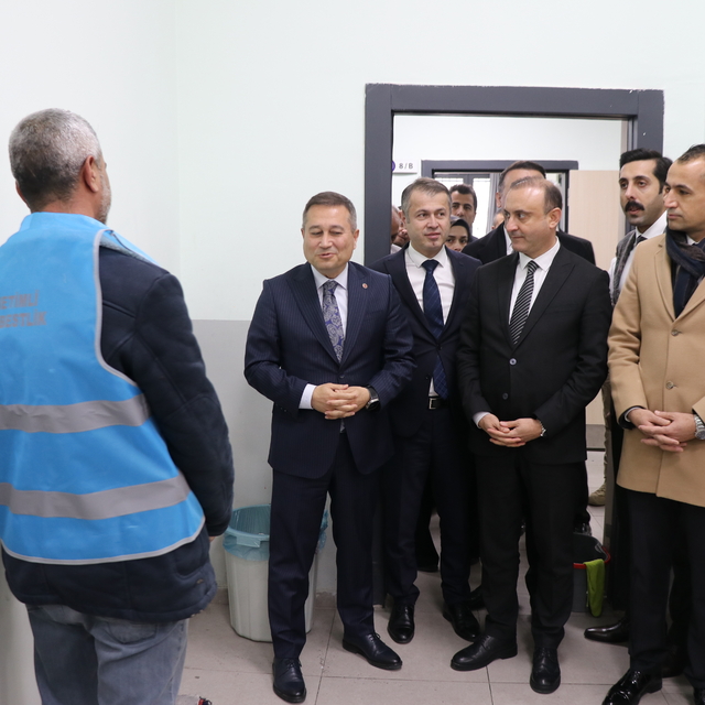 Ceza ve Tevkifevleri Genel Müdürü Yıldırım, Elazığ'da hükümlülerin çalışmal...