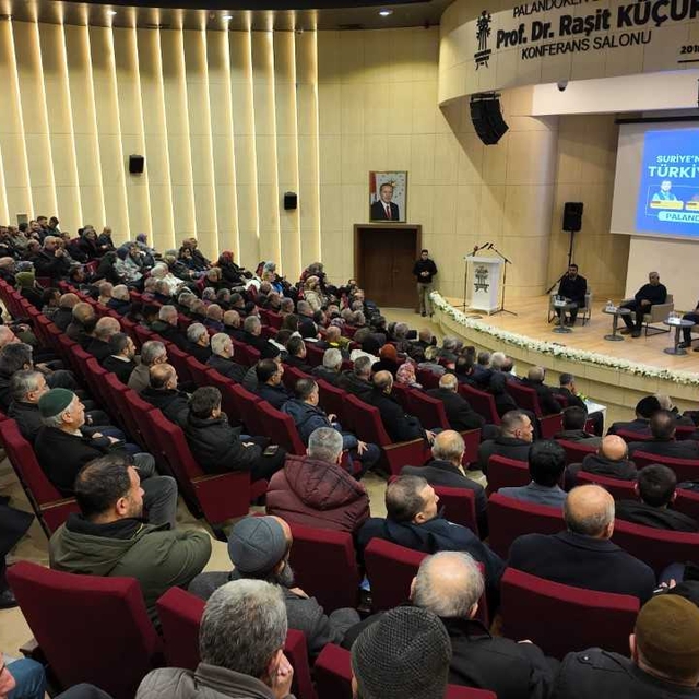 Erzurum'da "Suriye'nin Özgürlüğü ve Türkiye'nin Rolü" paneli düzenlendi