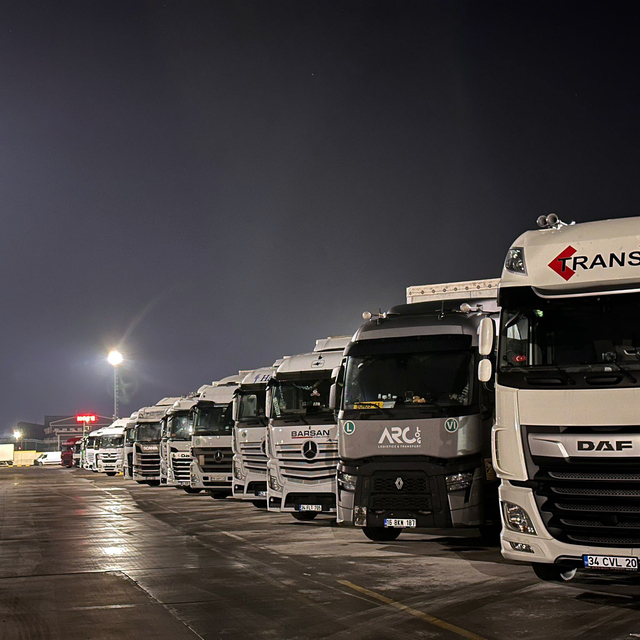 TIR şoförleri, yeni yıla Kapıkule'de girdi