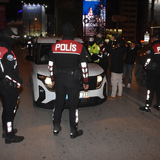 İzmir'de yılbaşı denetimi