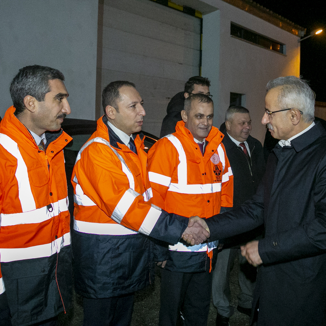 Bakan Uraloğlu, Bolu Dağı Tüneli Bakım ve İşletme Şefliği'ni ziyaret etti: