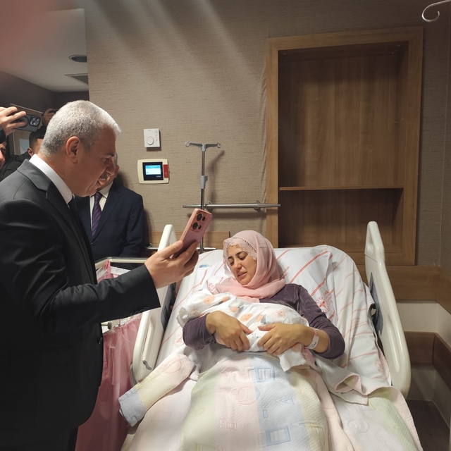 Konya'da yeni yılın ilk bebeği 'Zümra', saat 00.01'de dünyaya geldi