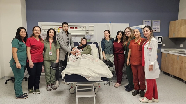 Kocaeli'de yeni yılın ilk bebeği