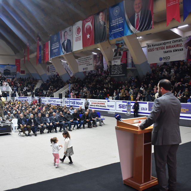 Adana'da Mekke'nin fethinin 1394'üncü yılı dualarla kutlandı