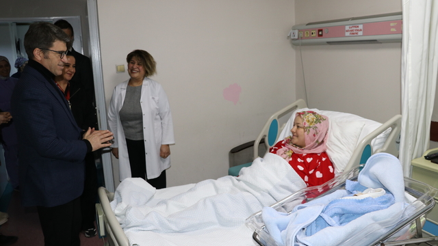 Amasya'da yeni yılın ilk bebeği dünyaya geldi