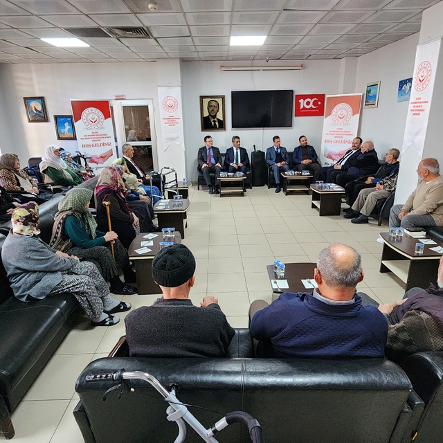 Suluova'da huzurevine ziyaret