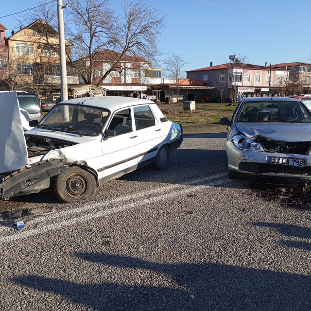 Çarşamba'da trafik kazasında 1 kişi yaralandı