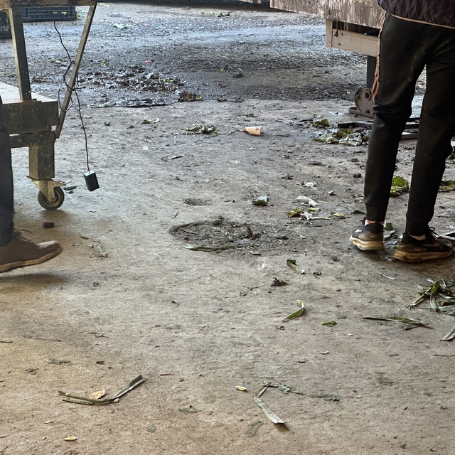 İşçiler teneke kovada yaktıkları ateşte ısınırken patlama oldu: o anlar kam...