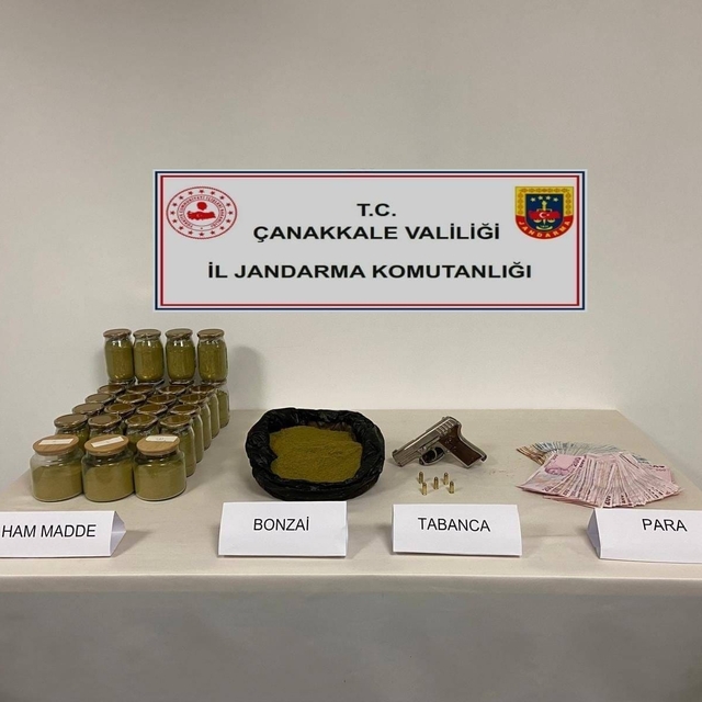 Çanakkale'de uyuşturucu operasyonlarında 4 şüpheli yakalandı