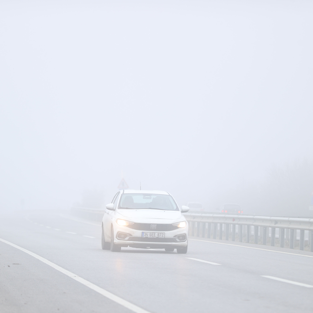 Kırklareli'nde yoğun sis etkili oldu