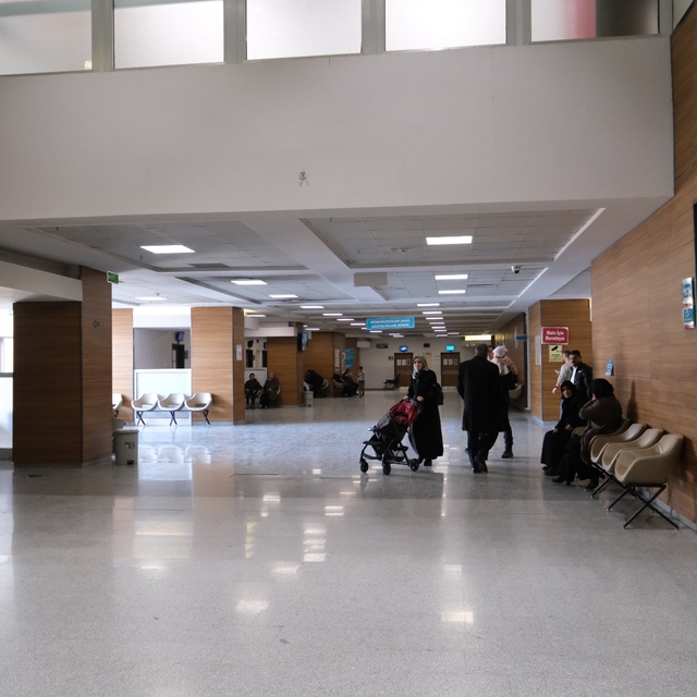 Van Eğitim ve Araştırma Hastanesine geçen yıl yaklaşık 4 milyon hasta giriş...