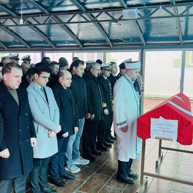 Çanakkale'de Kıbrıs gazisi Önder son yolculuğuna uğurlandı