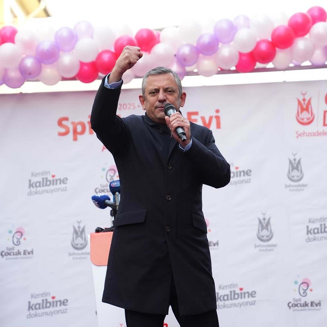 Özgür Özel: Süreç Meclis odaklı ve şeffaf yürütülmeli