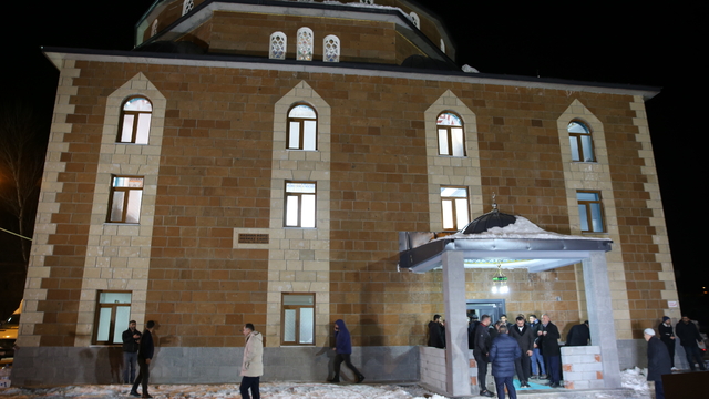 Bitlis'te ibadete açılan camide Regaip Kandili programı düzenlendi