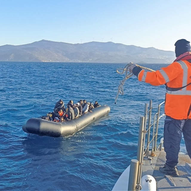 İzmir'de 163 düzensiz göçmen yakalandı