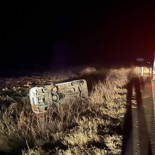 Kırklareli'nde şarampole devrilen otomobildeki 3 kişi yaralandı