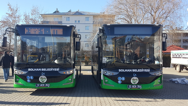 Solhan Belediyesince alınan 2 otobüs hizmete girdi