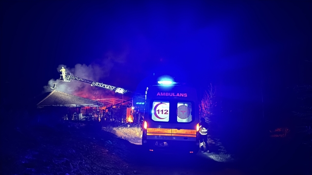 Kütahya'da çiftlik evinde çıkan yangın söndürüldü
