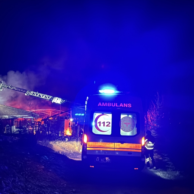 Kütahya'da çiftlik evinde çıkan yangın söndürüldü