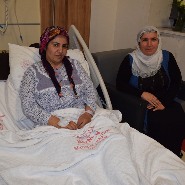 Engelli oğlunu yalnız bırakmamak için hastaneye gitmeyi erteledi; karnından...