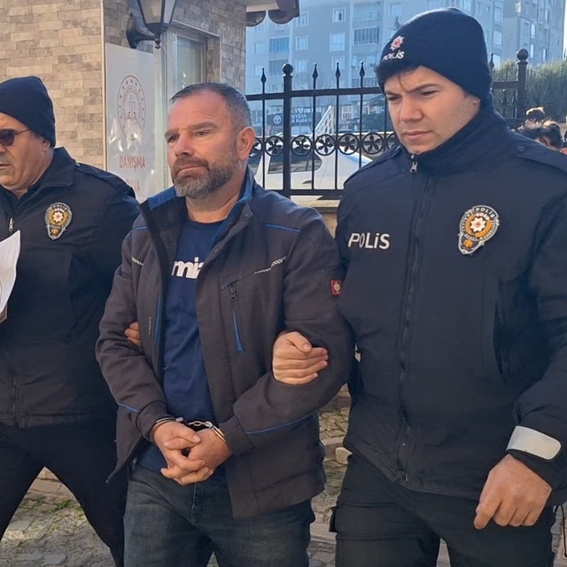 Samsun'da boşanma aşamasındaki eşini bıçakla yaralayan zanlı tutuklandı