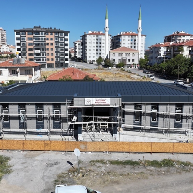Kayseri'de Uğurevler Mahallesi'ndeki aile sağlığı merkezinin yapımı tamamla...
