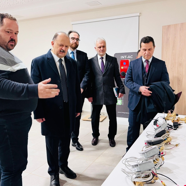 Kastamonu Valisi Dallı'dan Rektör  Topal'a ziyaret