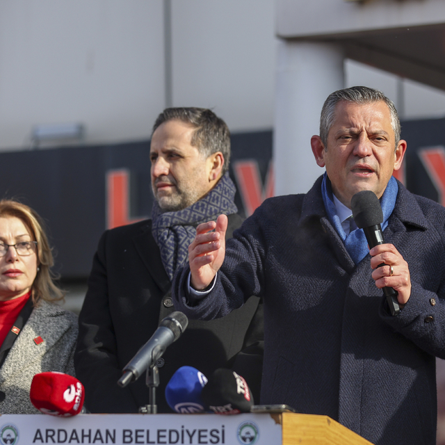 CHP Genel Başkanı Özel, Ardahan Belediyesini ziyaretinde konuştu: