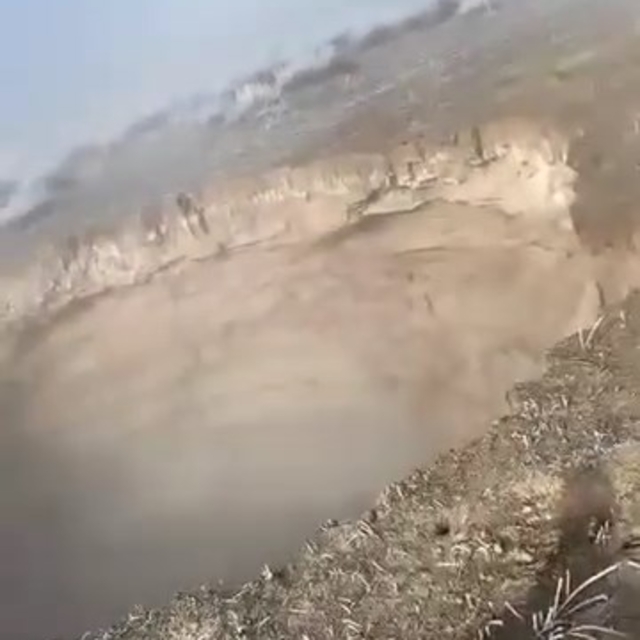 Konya'da obruk oluşumu cep telefonu kamerasında