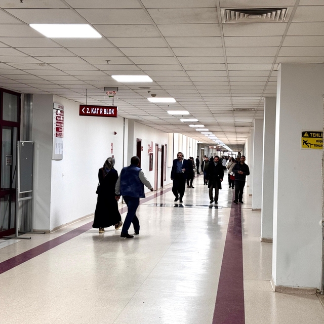 Gazi Yaşargil Eğitim ve Araştırma Hastanesinden 3 milyon 127 bin poliklinik...