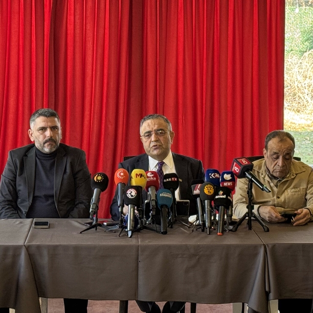 CHP Diyarbakır Milletvekili Tanrıkulu, basın mensuplarıyla bir araya geldi